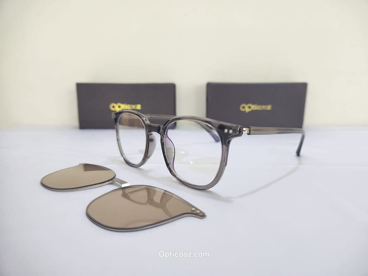 Premium Magnetic Clip-On Eyeglass (2-in-1)